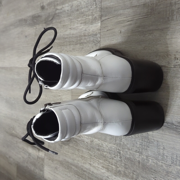 Marc Fisher White Leather Combat Boots - Picture 4 of 7